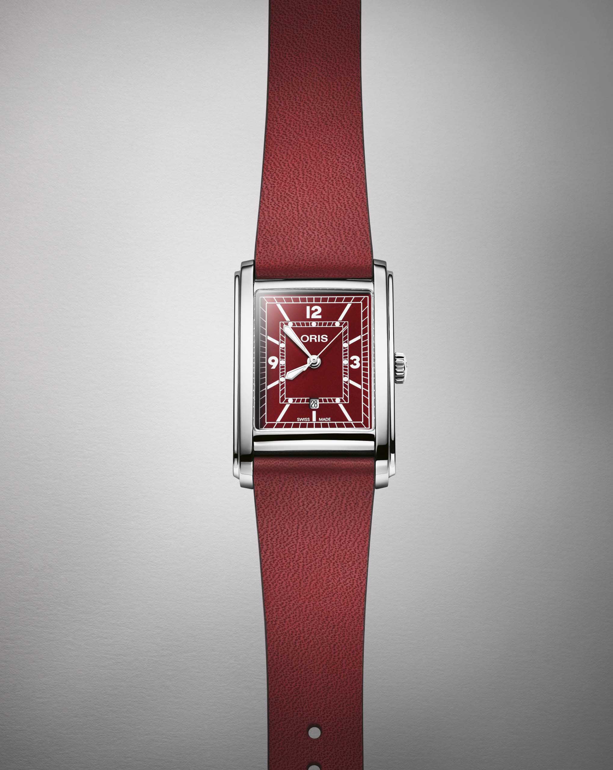 Оригинальные часы Oris Oris Rectangular 01 561 7783 4068-07 5 19 18 механические калибр механизма 561 общий вид